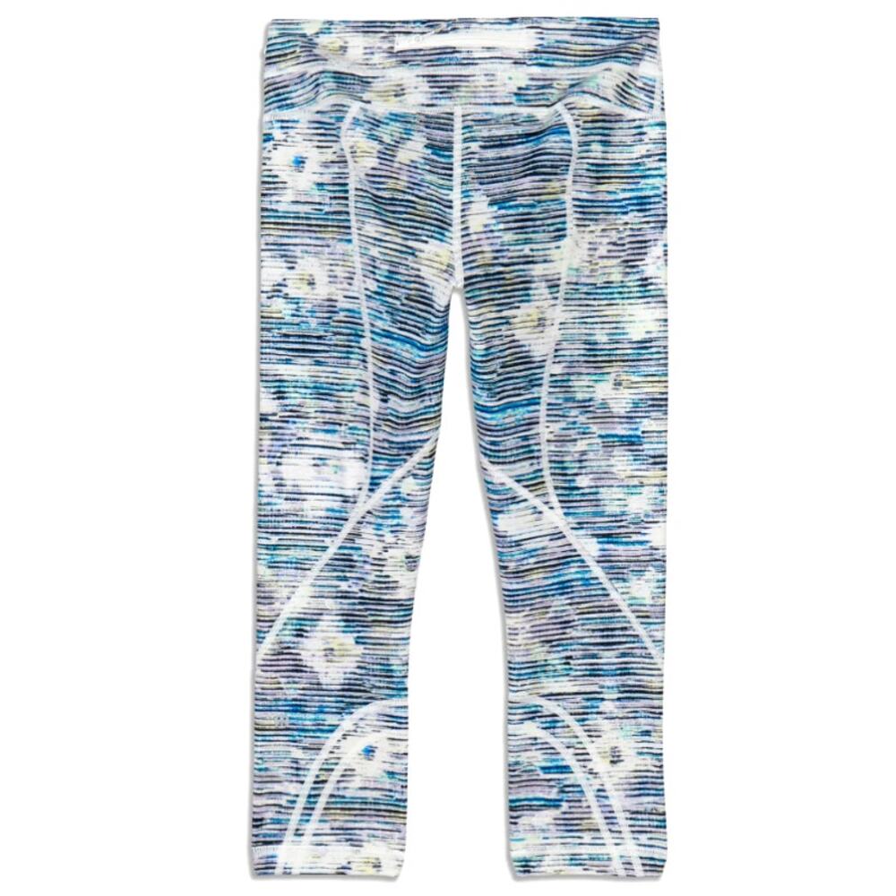 Lululemon Run: Inspire Crop II All Full-On Luxtreme *VERY RARE *